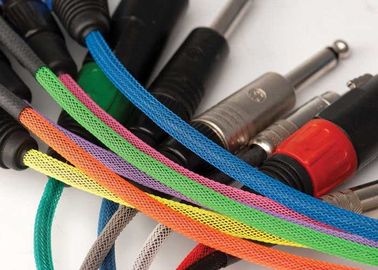 Αγορά Πυρίμαχο εκτάσιμο πλεγμένο Sleeving αλόγονο της PET ελεύθερο για το λουρί καλωδίων σε απευθείας σύνδεση κατασκευή